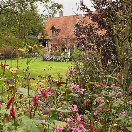 L'écrin Des Hirondelles, La Ferme Brouckerque